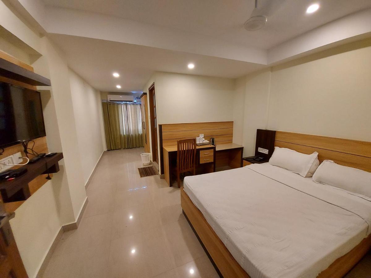 Hotel Sree Gokulam Apartments Guruvayur Luaran gambar