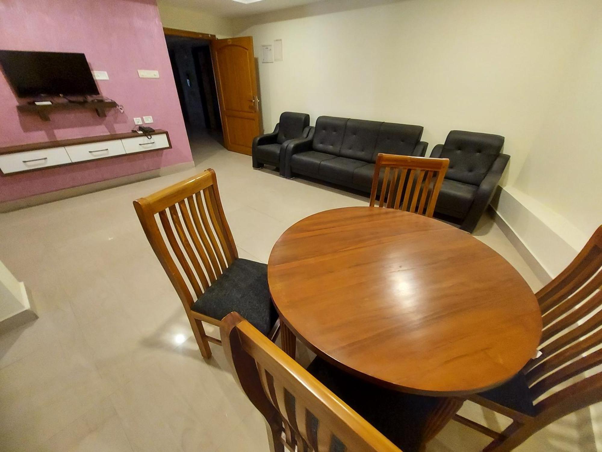 Hotel Sree Gokulam Apartments Guruvayur Luaran gambar